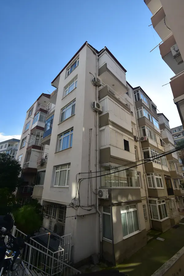 Güzelyalı 76 Sk'ta, Doğalgazlı , Ferah Kiralık Daire